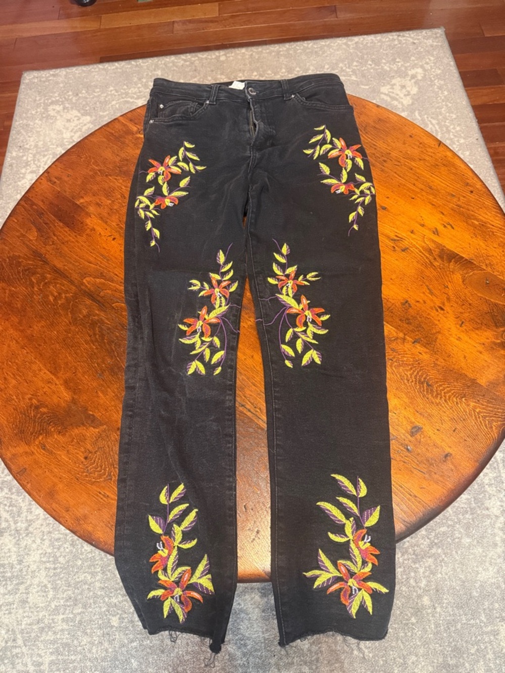 H&M Black Straight-Leg Jeans with Colorful Floral Embroidery
